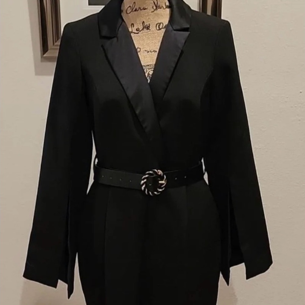 Express Elegant Black Jumpsuit with Belt - Picture 2 of 6